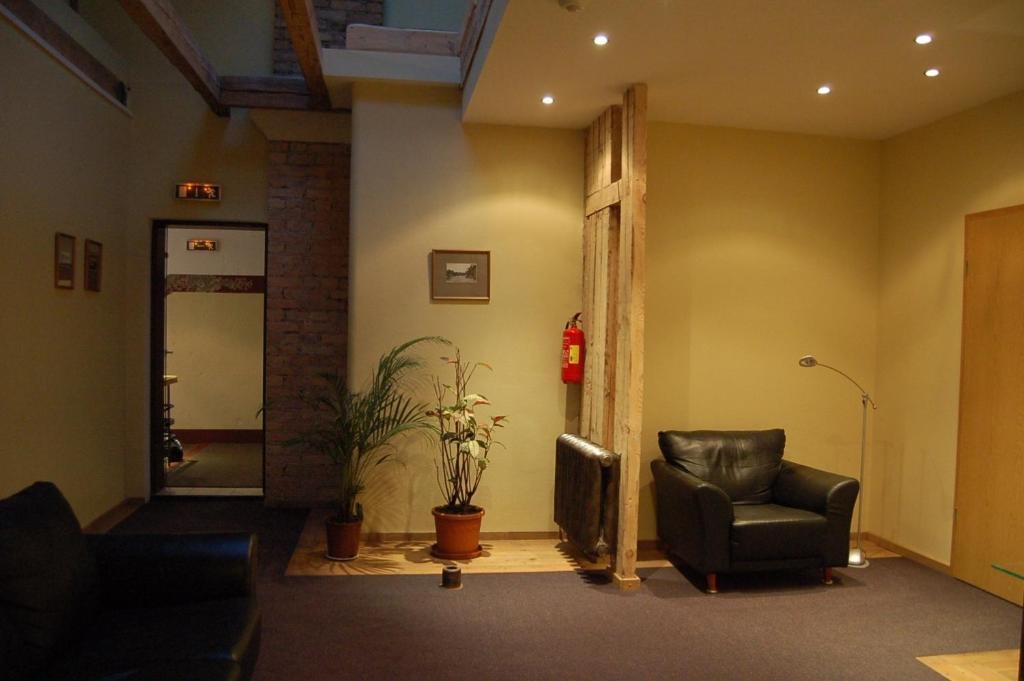Cafe Hotel Rudzons Madona Exterior photo